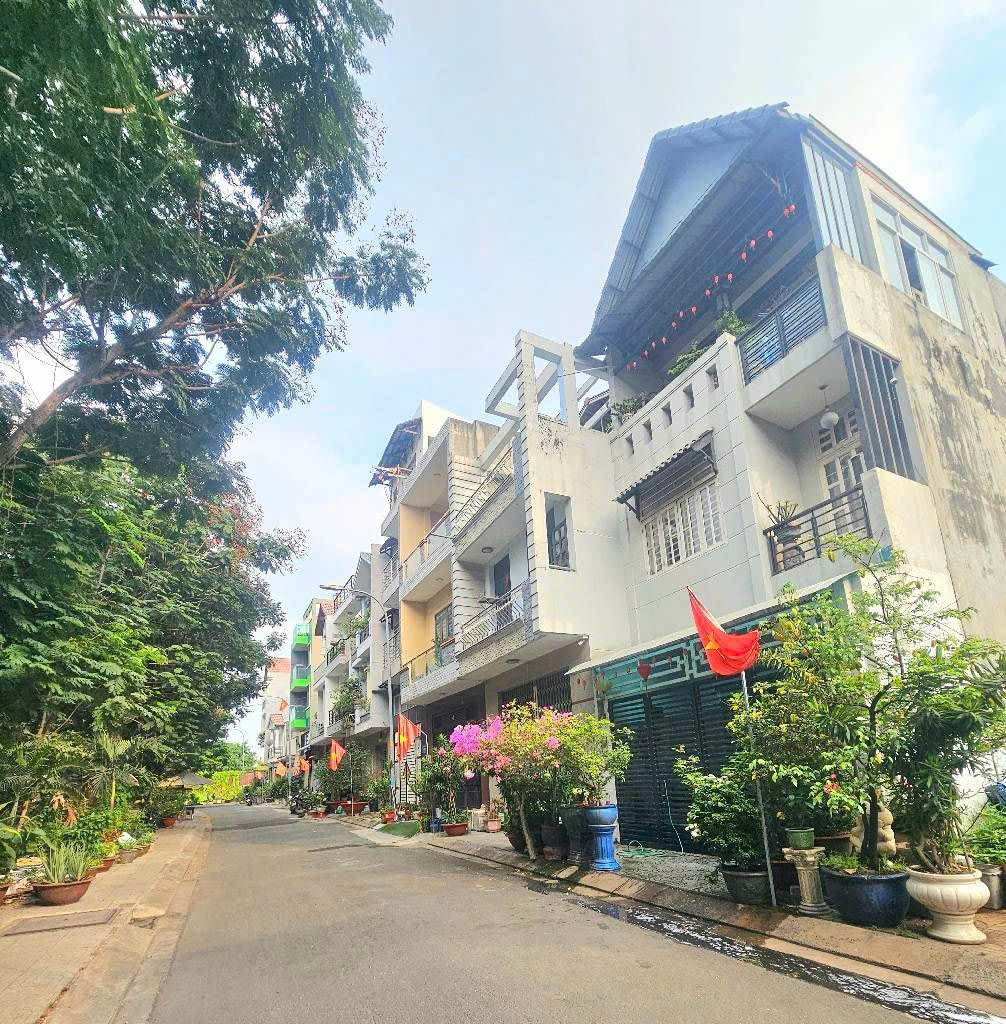 ⚠️⚠️ 120M2 ngang hơn 7m 4 TẦNG 6PN | 🚘 ĐƯỜNG LỚN KDC ÊM ĐỀM - LINH XUÂN - THỦ ĐỨC